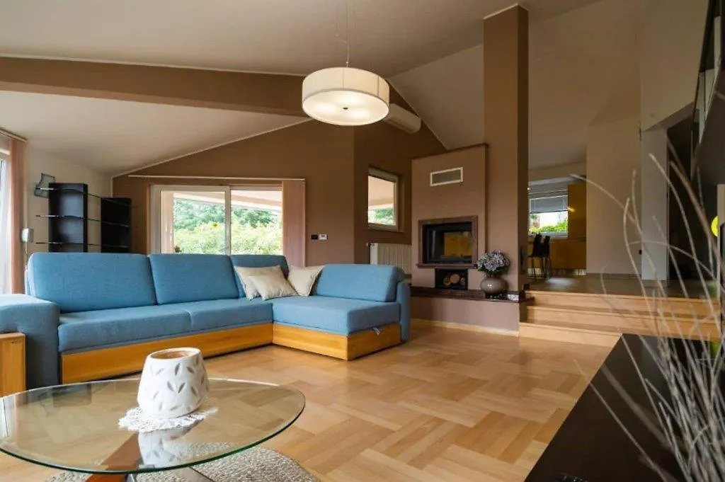 Villa Vintiana Vintijan
